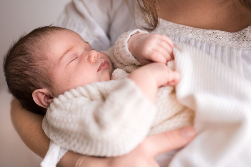 at home photoshoot, cosy baby photoshoot , nouveau née photoshoot, photoshoot naissance , naissance photographie, photographe bébé, Lyon photographe bébé